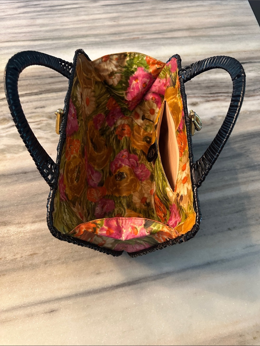 KORET ITALY WOVEN BASKET HANDBAG FROM 1960s - Picture 6 of 7